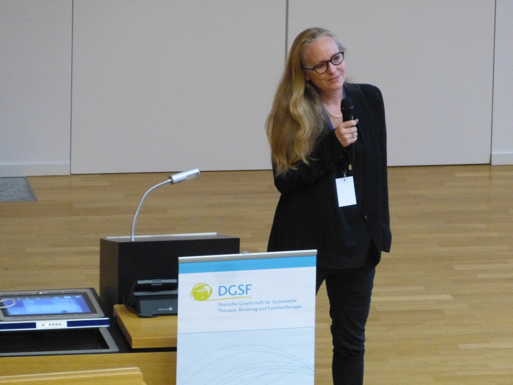 Nora Bateson mit ihrem Vortrag An Ecology of Mind.